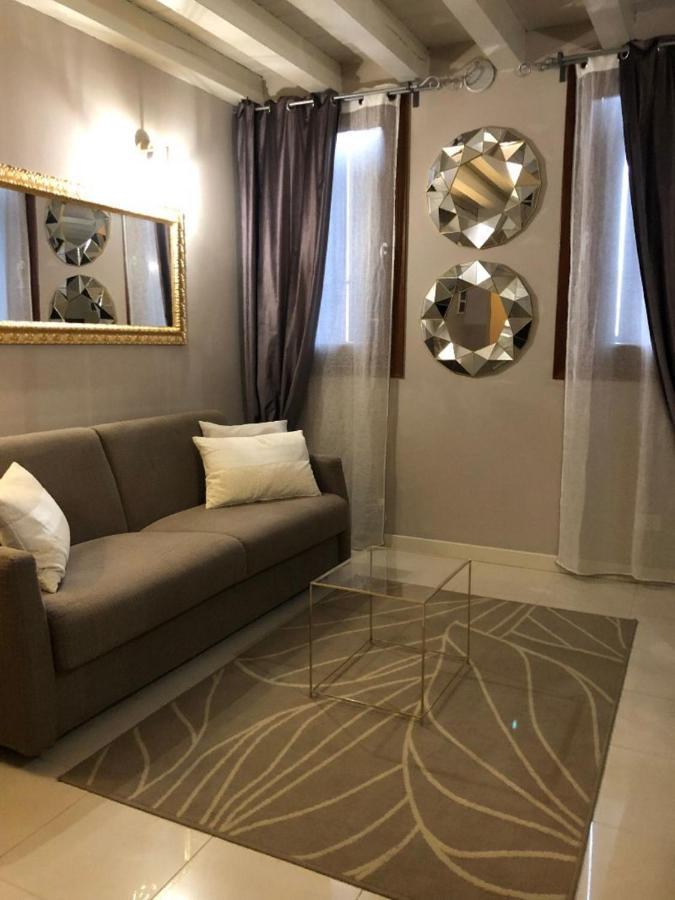 Giotto Luxury Suite&apartments Mestre